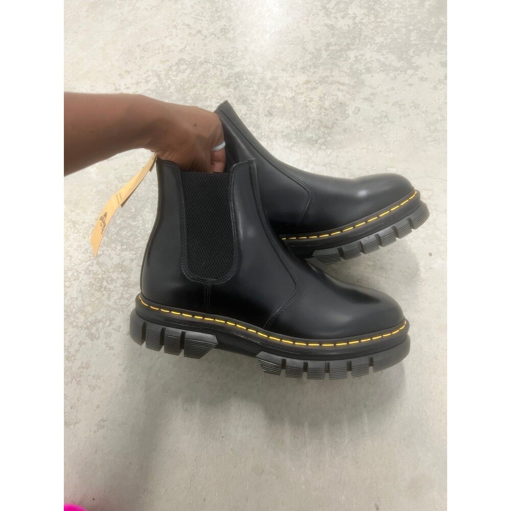 Dr. Martens 2976 Bex Squared Smooth Leather Chelsea Boots Black